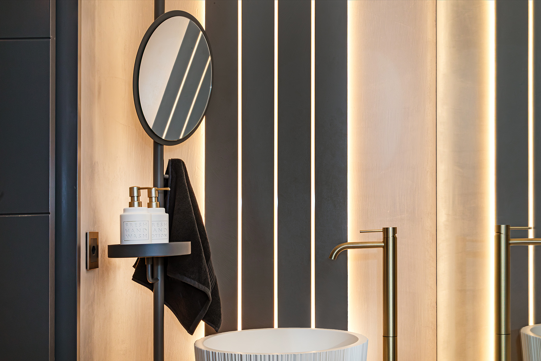 Spirig & van Stør, Satz I – Lumen