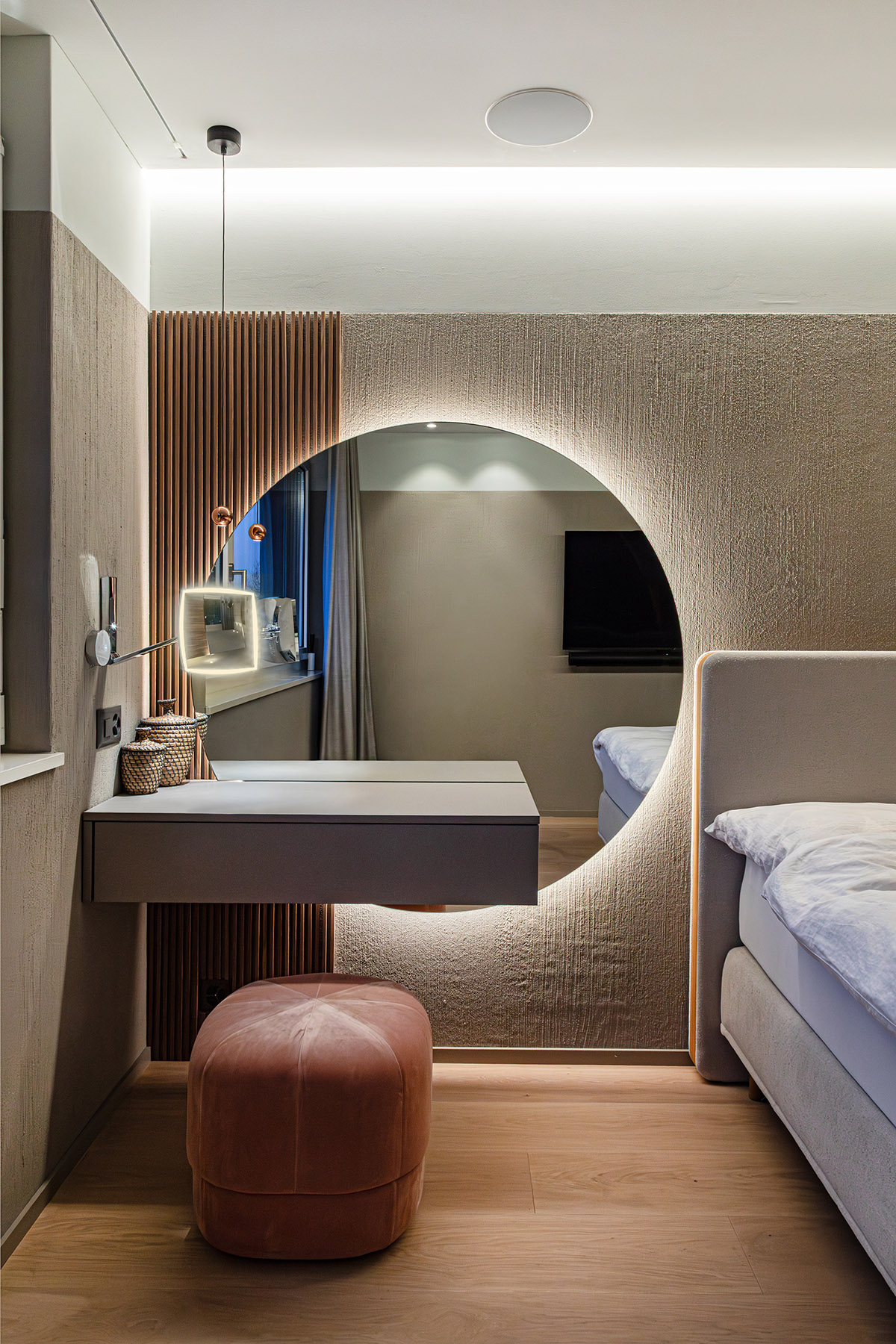 Spirig & van Stør, Satz I – Lumen